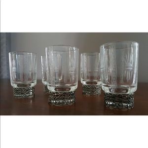 Cordial glasses